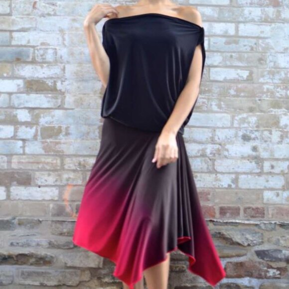 Endless Wrap in Ombre Black to Red by Canadian Designer Diane Kroe - Picture 3 of 4